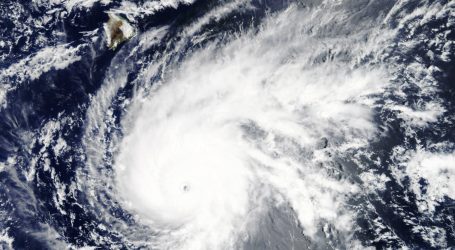 Hawaii’s Summer of Natural Disasters Could Get Much, Much Worse Thanks to Hurricane Lane