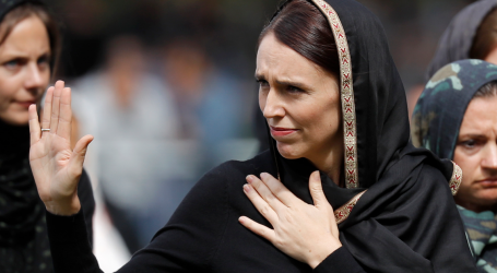 New Zealanders Across the Country Observe Muslim Call to Prayer to Honor Victims
