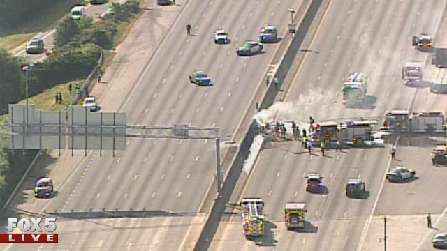 4 dead in plane crash on I-285