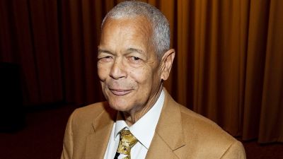 Julian Bond, Civil Rights Icon, Dies at 75