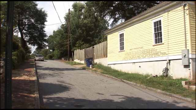 Battle over siding: A message to neighbors