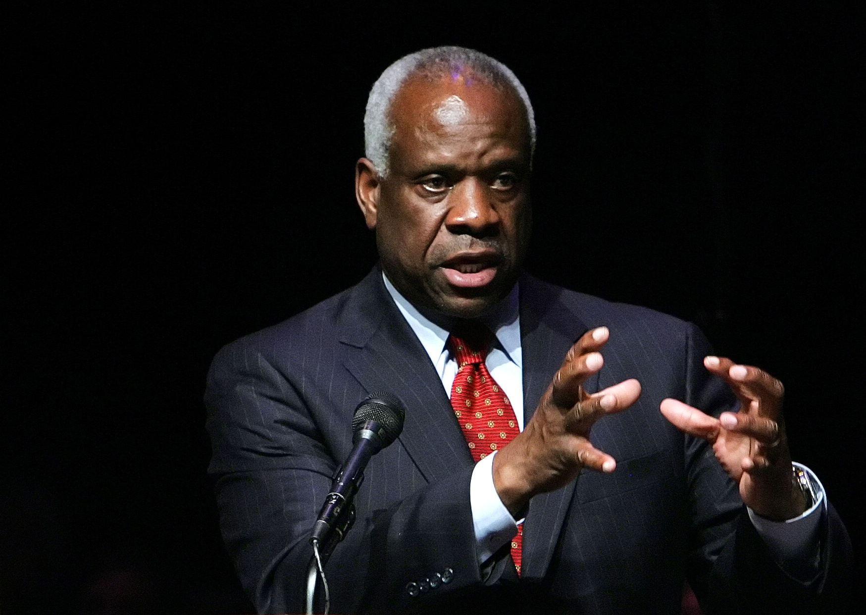 Clarence Thomas to swear in Mike Pence at inauguration