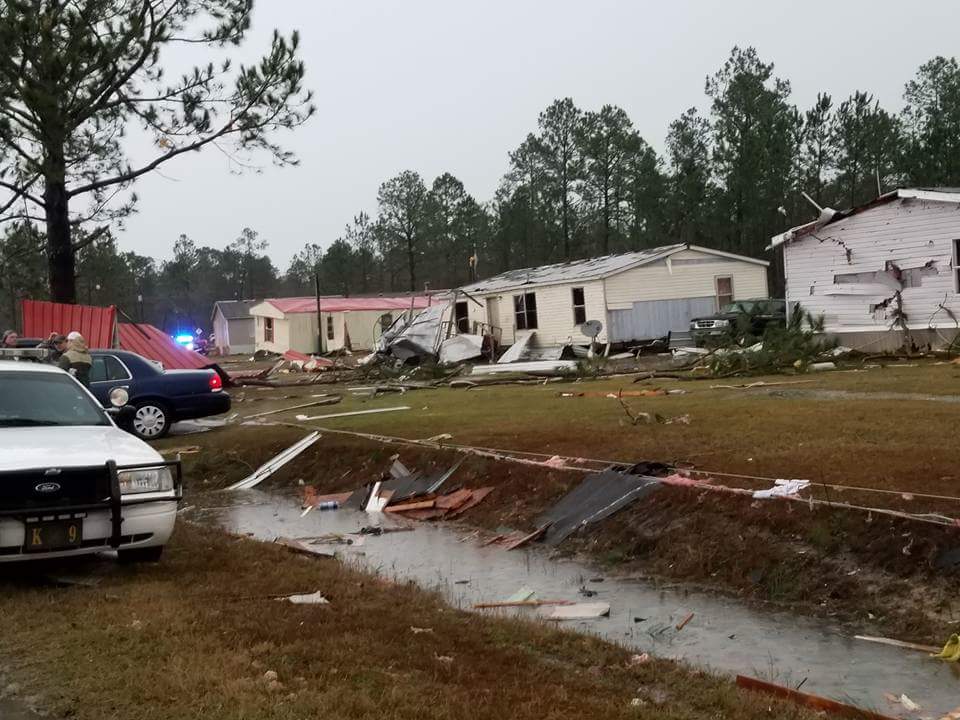 Death toll hits 12 after early storms; tornado watch continues in metro Atlanta