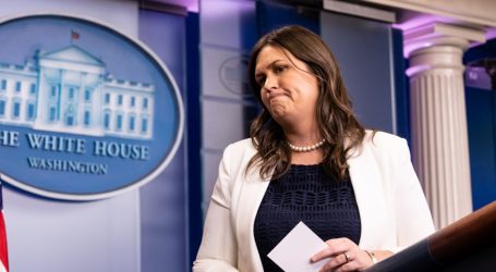 Sanders Refuses to Say That the Press Is Not the Enemy of the People