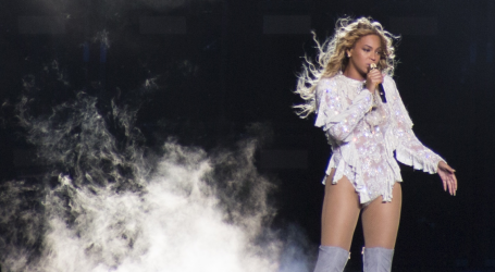 Beyoncé Discusses Difficult Childbirth and Embrace of Her New Body