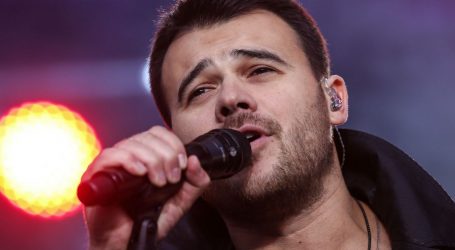This Russian Pop Star is Using Mueller’s Investigation to Promote His Upcoming US Tour