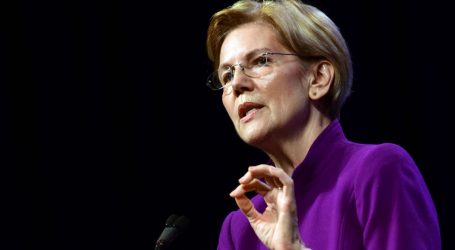 Elizabeth Warren Goes After Free Trade Agreements in First Speech as 2020 Contender
