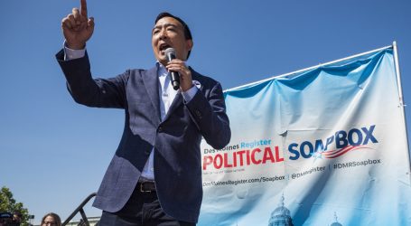 Andrew Yang Gets a C- For His Climate Plan
