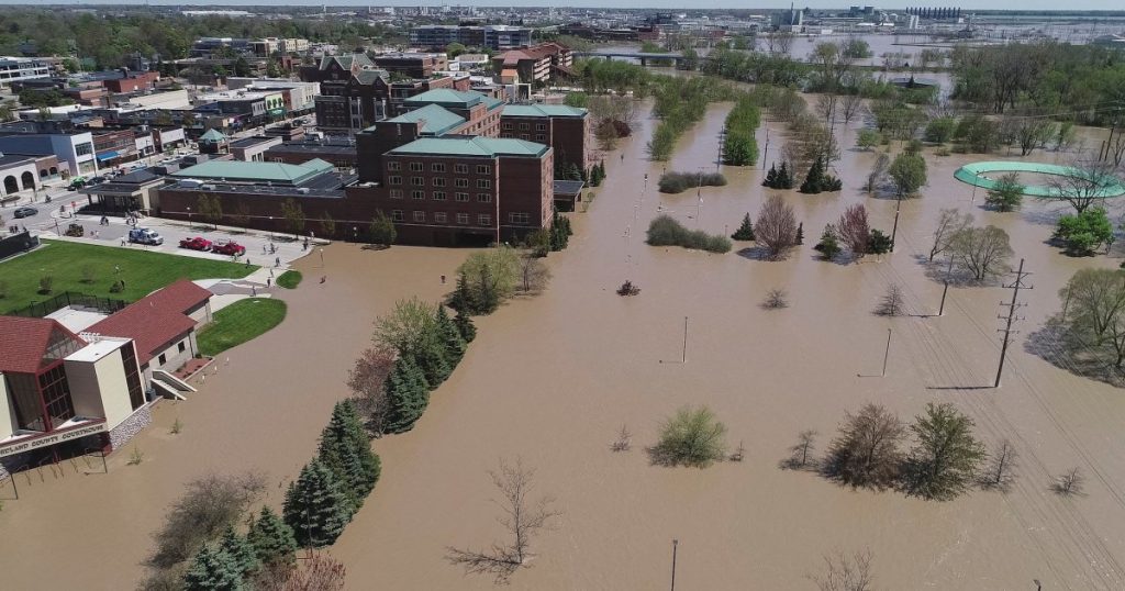 “it’s-catastrophe-upon-catastrophe”—michigan-flooding-is-one-of-many-pandemic-weather-disasters