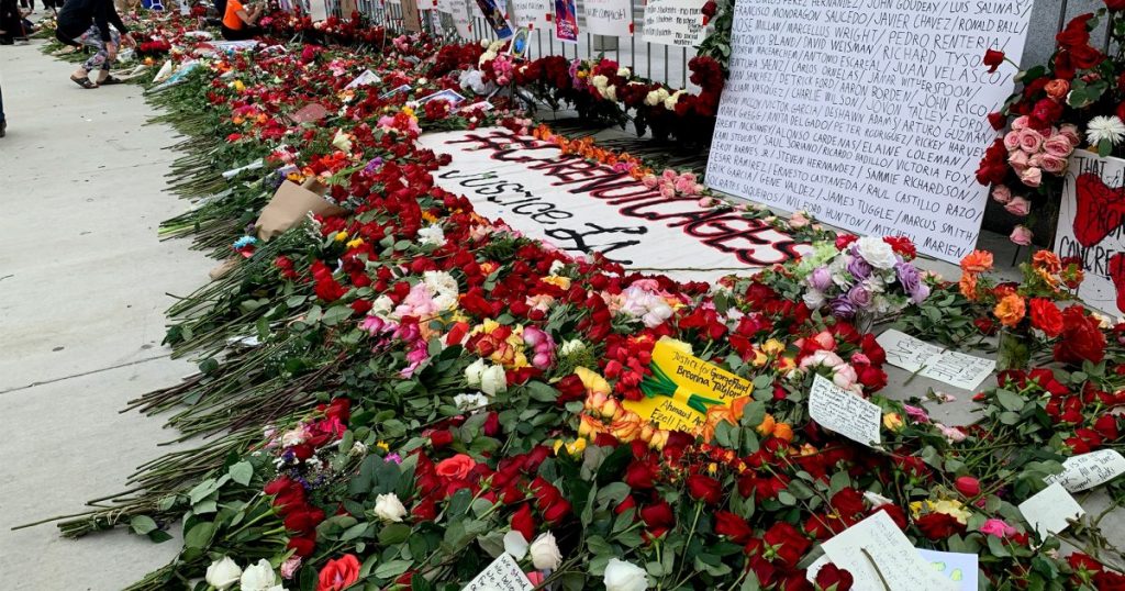 a-rose-that-grew-from-concrete:-protesters-leave-flowers-to-commemorate-those-who’ve-died-at-the-hands-of-police