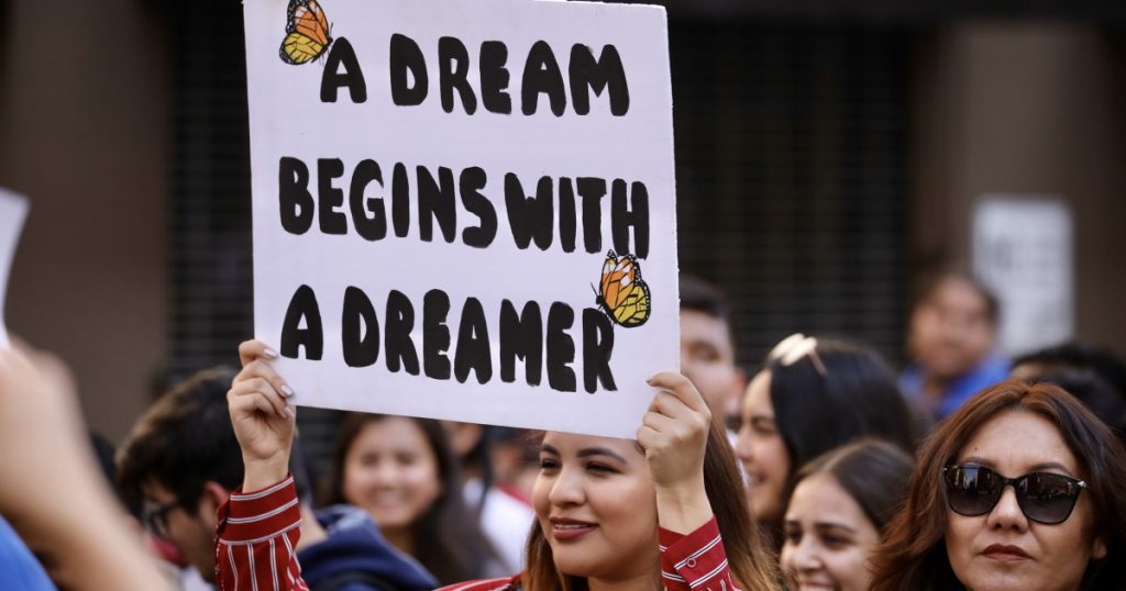 supreme-court-rules-that-dreamers-can-stay