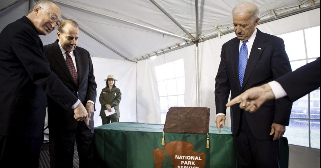 biden-has-a-weak-link-on-energy-and-ethics—-an-ex-obama-official-with-deep-fossil-fuel-ties