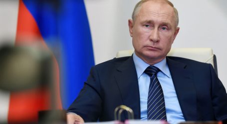 America’s Top Spy Hunter Warns Russia is Working to “Denigrate” Biden and “Boost” Trump