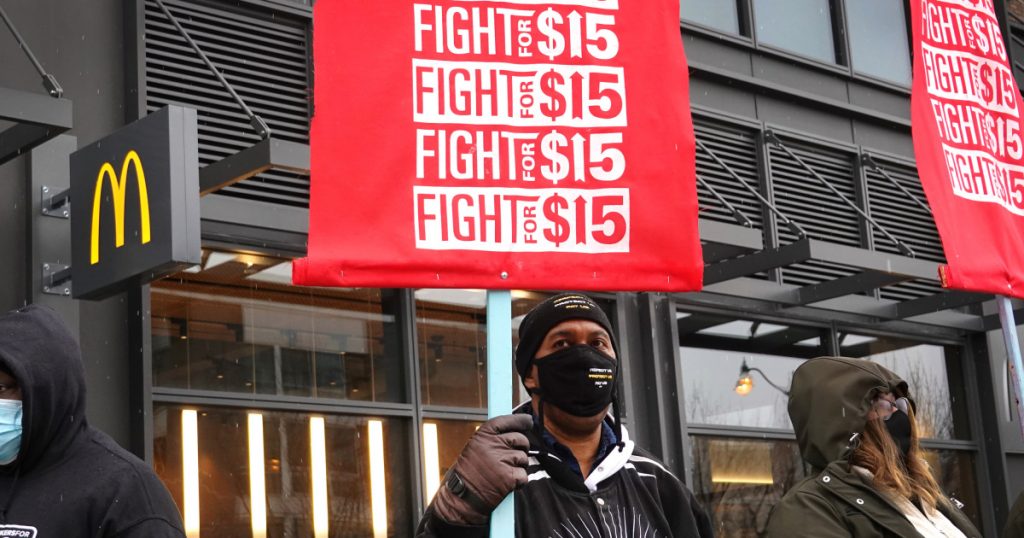 while-dc-keeps-debating-a-$15-minimum-wage,-fast-food-workers-are-striking-for-it-now