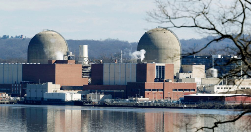 new-york-indian-point-nuclear-plant-shuts-down,-ending-an-era