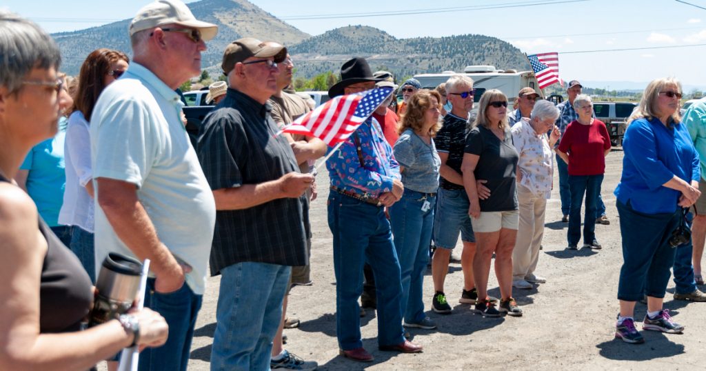 a-bundy-linked-group-is-rallying-farmers-in-drought-stricken-oregon-things-are-getting-weird.