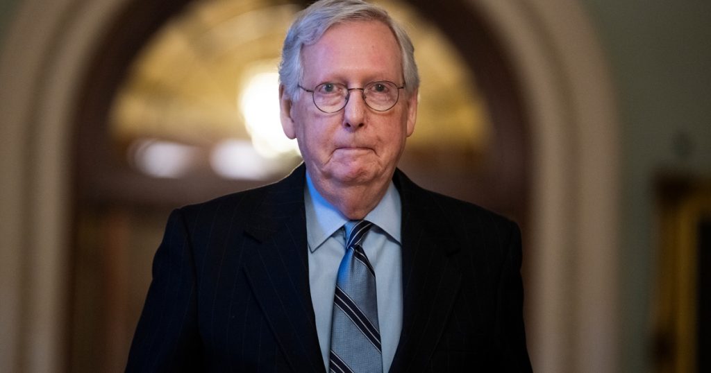 the-internet-can’t-stop-dunking-on-mitch-mcconnell