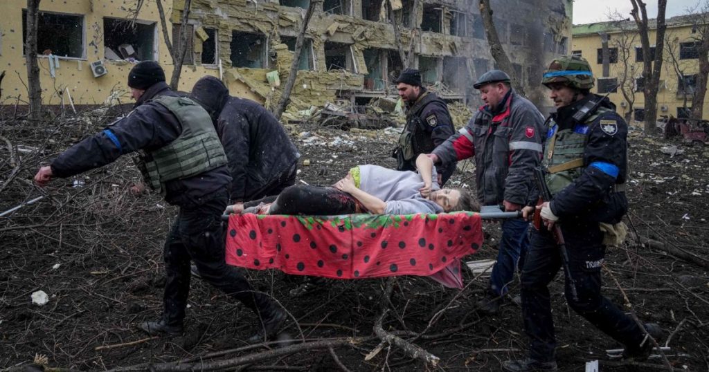 russia-bombs-maternity-hospital-in-mariupol,-ukraine-claims