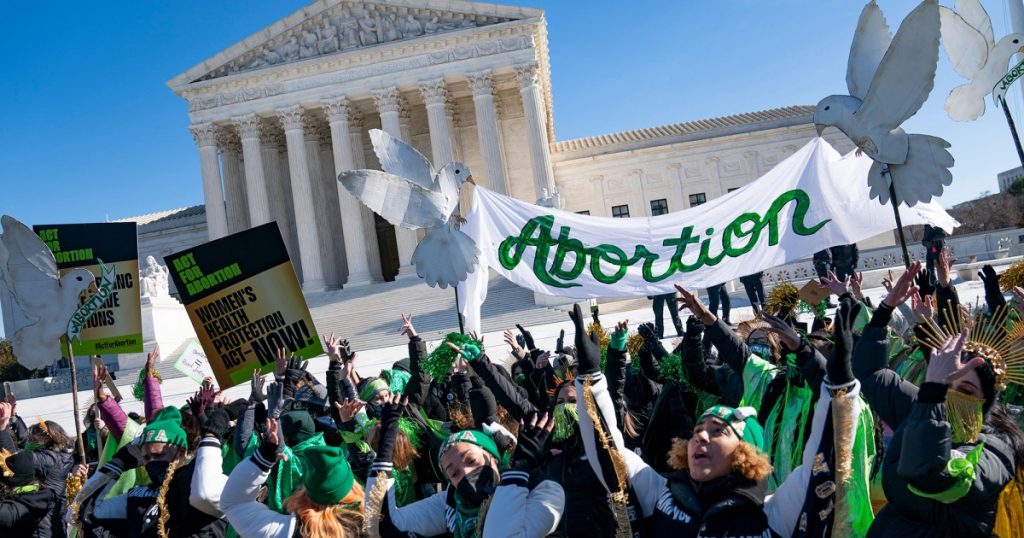 report:-a-leaked-supreme-court-opinion-signals-the-justices-are-about-to-overturn-roe-v.-wade