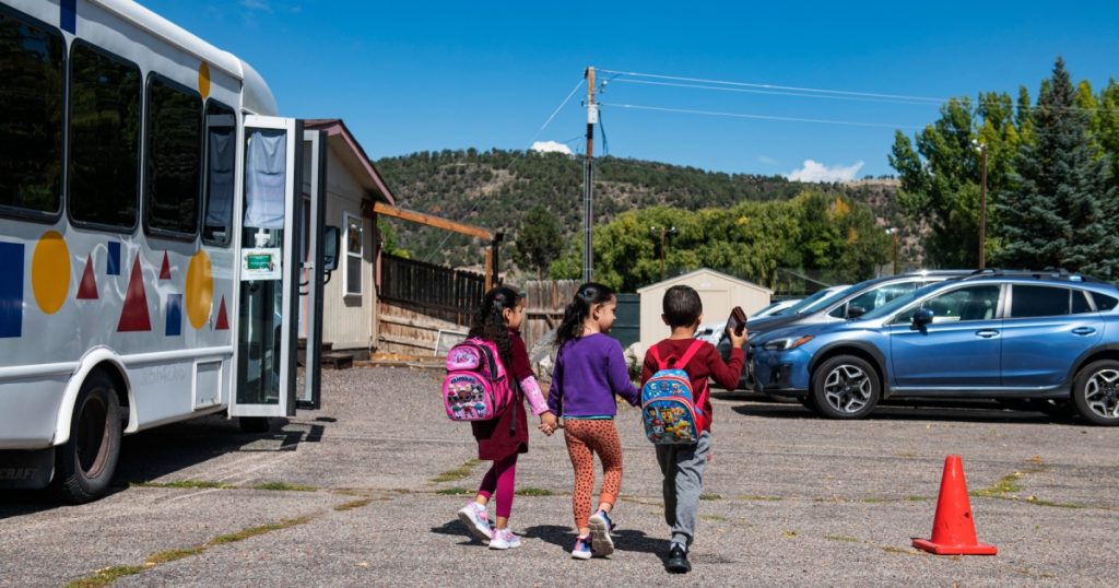 a-preschool-on-wheels-drives-opportunity-to-immigrant-families-in-colorado