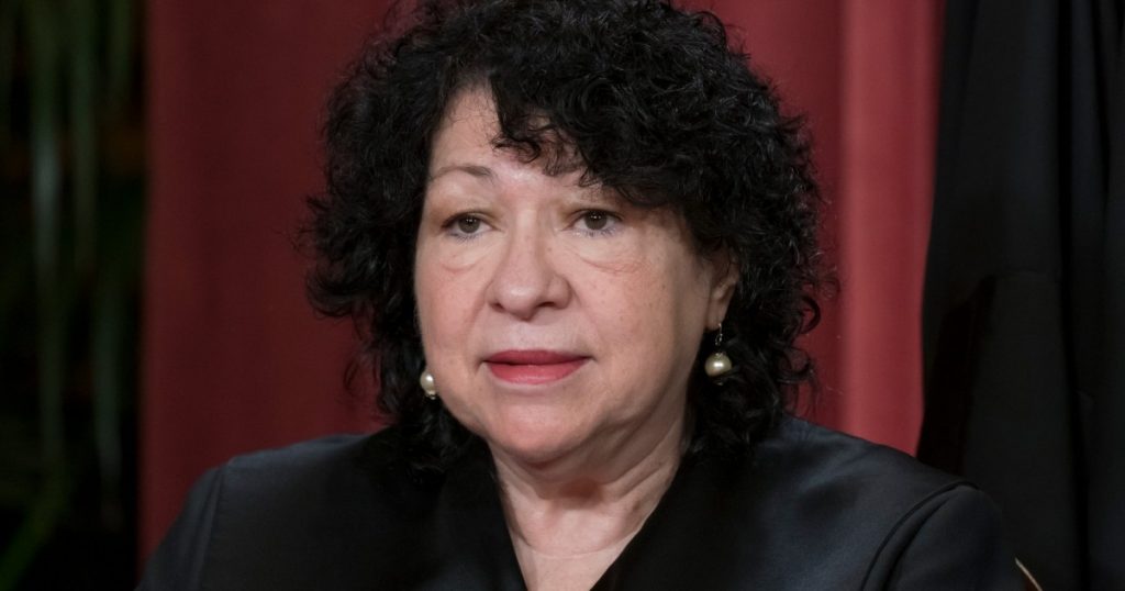 sonia-sotomayor-just-nailed-the-problem-with-the-student-debt-cancellation-challenge