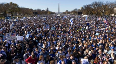 Tens of Thousands March in Washington to Support Israel