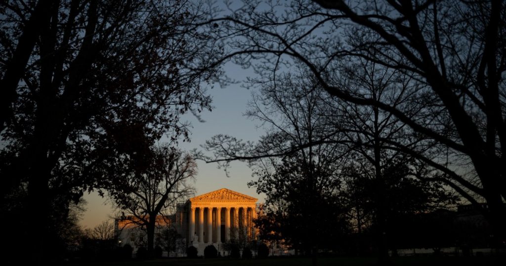 scotus-allows-one-of-america’s-strictest-abortion-bans-to-take-effect—for-now
