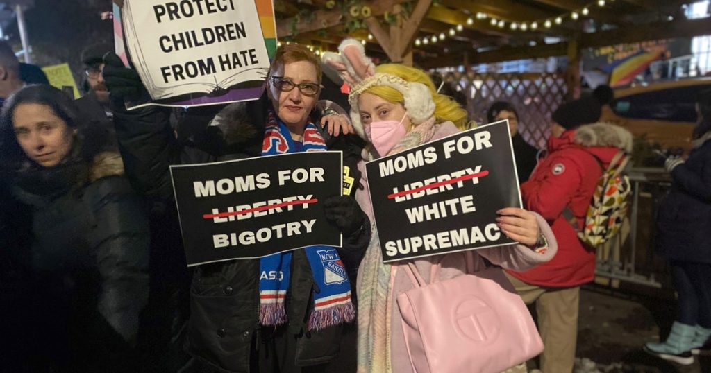 that-time-when-moms-for-liberty-came-to-deep-blue-nyc