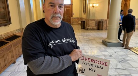 Statewide addiction recovery group wants overdose reversal kits in every government building