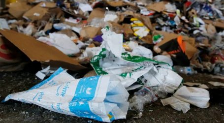 Amazon Is Capable of Reducing Plastic Waste in the US. So Why Isn’t It?