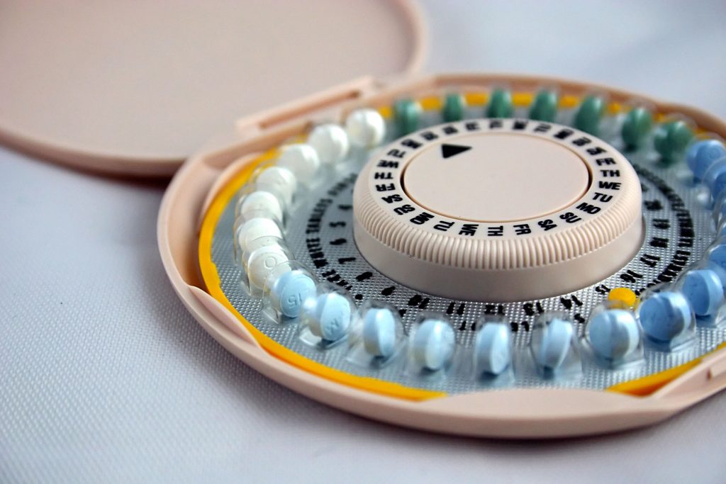 trump-signals-he’s-open-to-state-limits-on-contraceptive-access,-then-insists-he’s-not