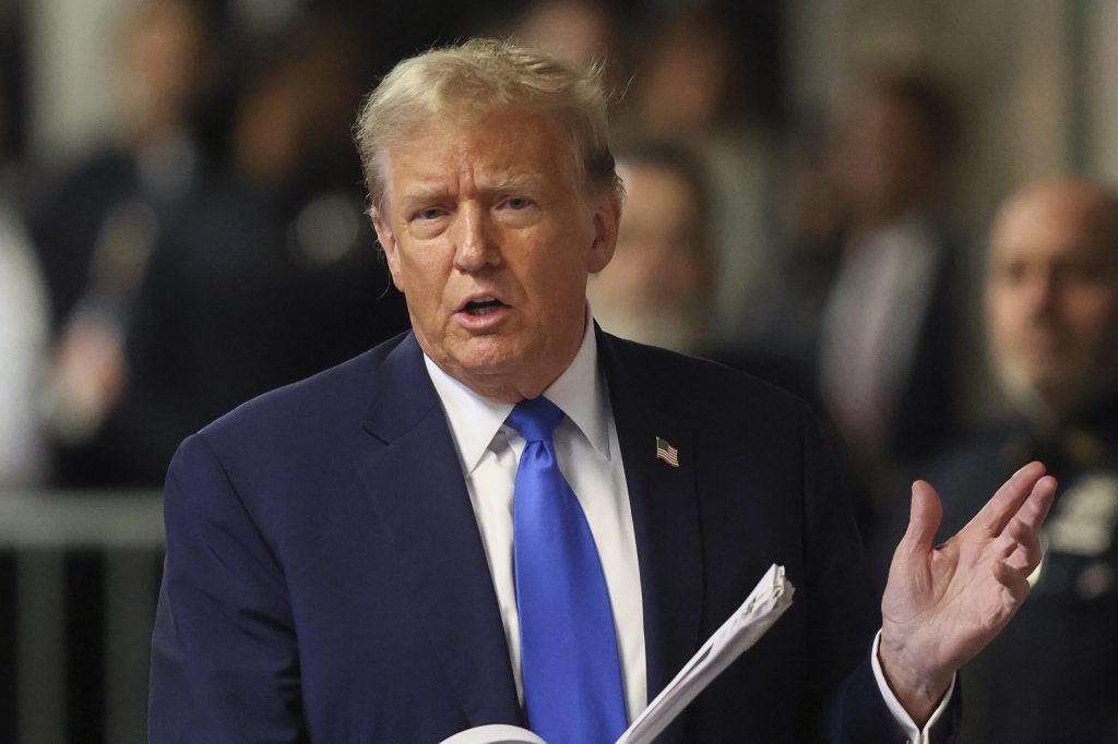 presidential-immunity-extends-to-some-official-acts,-supreme-court-rules-in-trump-case