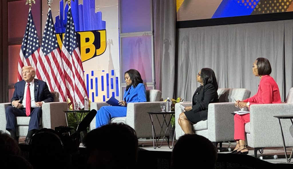 trump-insults-harris,-makes-false-claims,-quarrels-with-black-journalists-at-conference