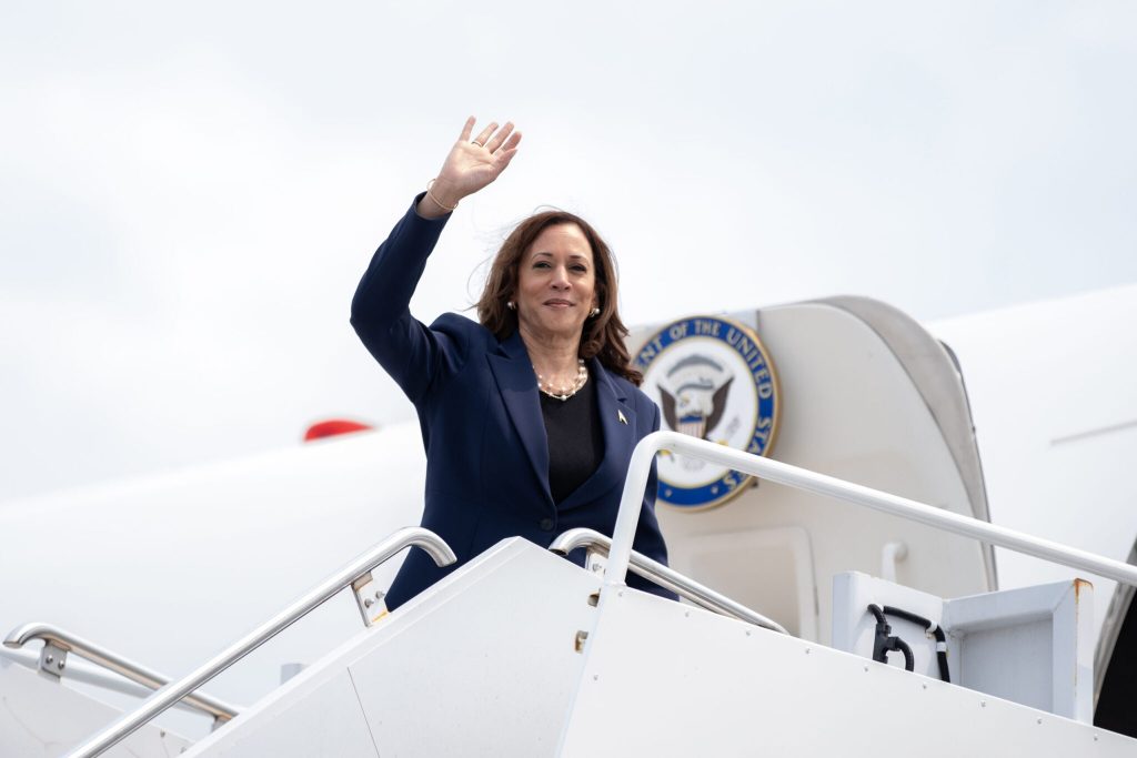 harris-says-she’d-back-an-elimination-of-the-filibuster-to-restore-abortion-rights